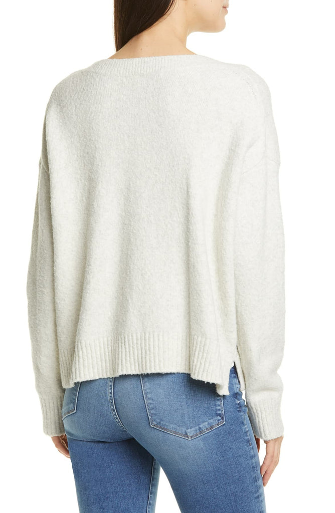 Vince V-Neck Soft-Knit Pullover Sweater, Heather White